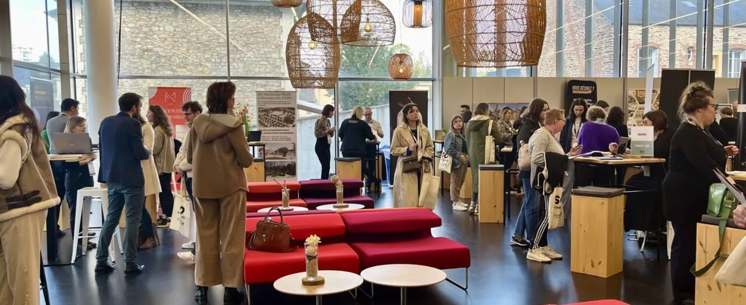 Vue de l'espace exposant d'une salon professionnel au Couvent des Jacobins