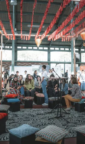 Atelier lors d'un forum professionnel à la halle martenot