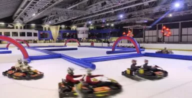 course de karting sur glace à la patinoire Le Blizz