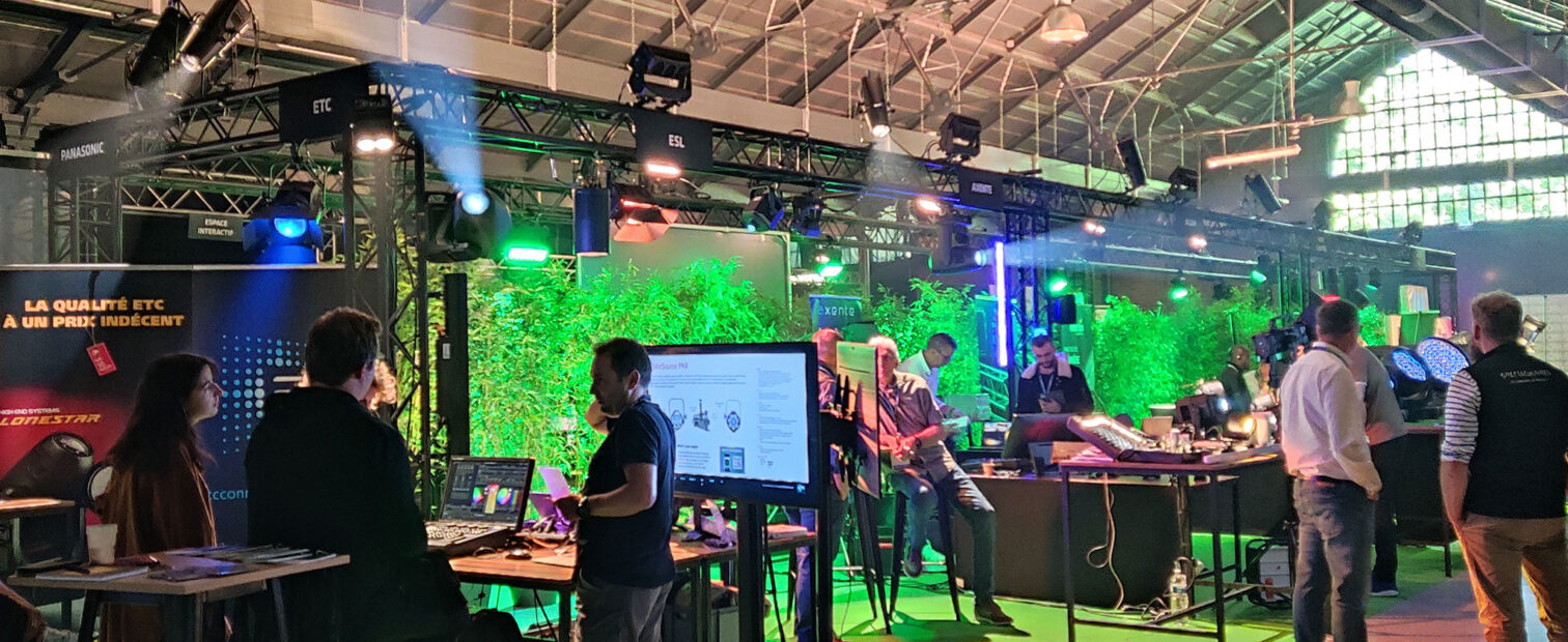 des stands de son et lumière pour un salon professionnel à la halle de la courrouze