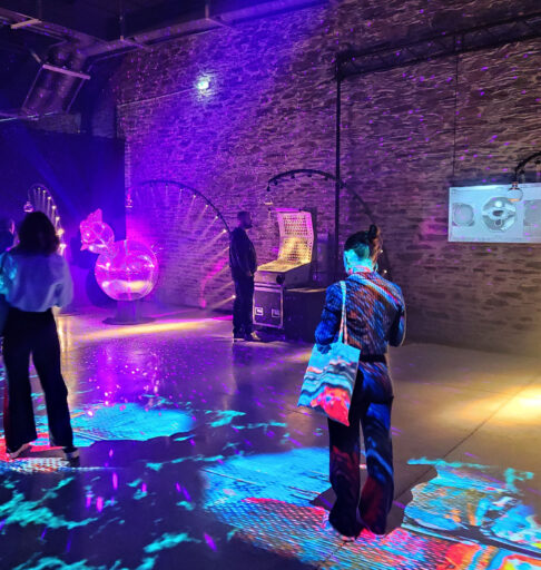 des stands de son et lumière pour un salon professionnel à la halle de la courrouze