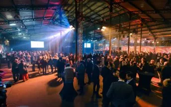 cocktail dinatoire pour un événement d'entreprise à la halle martenot