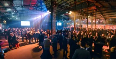 cocktail dinatoire pour un événement d'entreprise à la halle martenot